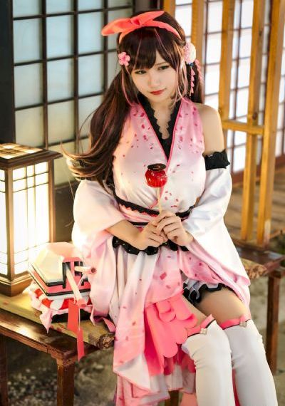 【谁的妞妞】新人妹子和炮友啪啪_快播高清无删减WWW
