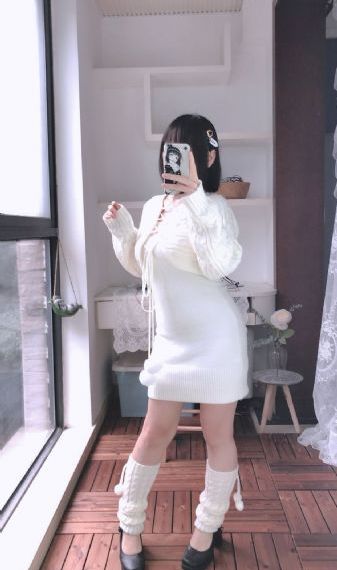 日韩阿v_超清在线观看视频