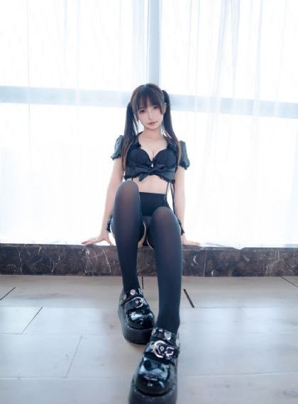 伊人久久大香线蕉一区二区_短视频完整无删减版
